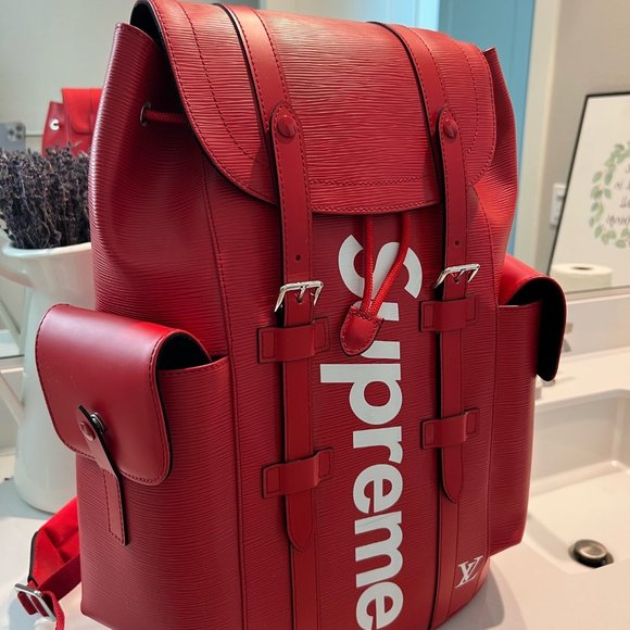 Louis Vuitton x Supreme Christopher PM